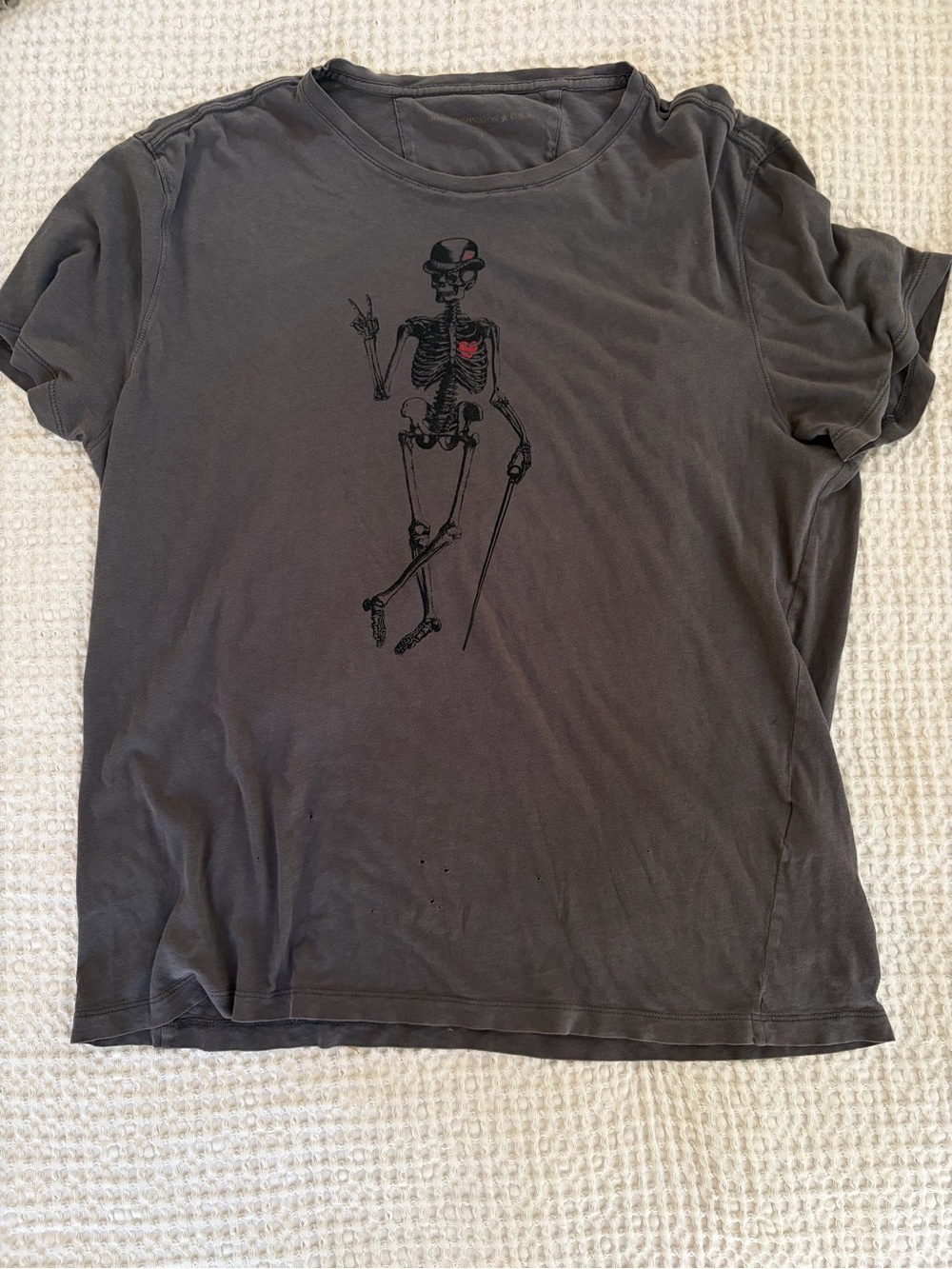 John Varvatos Paper ThinCharcoal Gray Skeleton Graphic Tee with Red Heart Accent - Picture 6 of 9